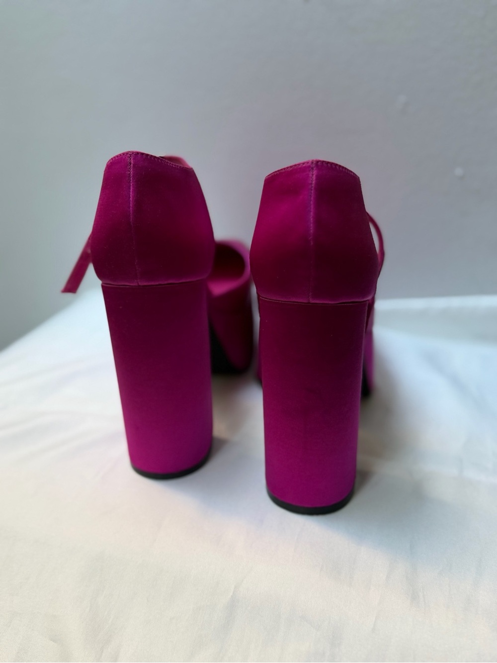 Jeffrey Campbell Over-N-Out fuchsia satin platform block heels magenta size 8 - Picture 2 of 7
